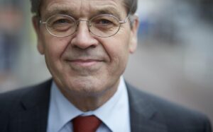 Burgerbetrokkenheid bij klimaatbeleid - Brenninkmeijer heeft zich voor de kar laten spannen van Ed Nijpels burgerforum commissie.