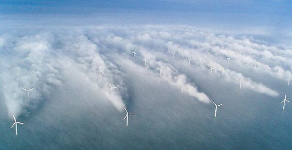 Foto van het Horns Rev 1 offshore windpark- Denemarken 12 februari 2008. (Foto: Christian Steiness)