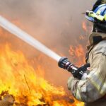 Firefighters,Battle,A,Wildfire